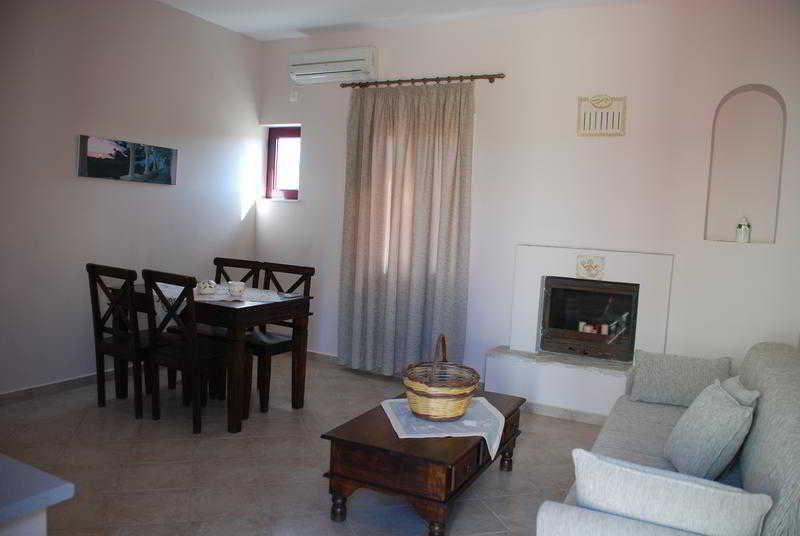 Vilana Studios Kalamos  Luaran gambar