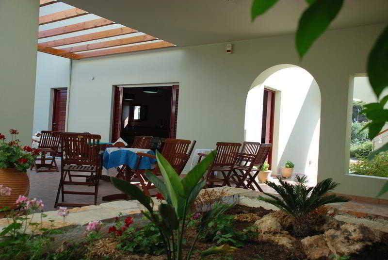 Vilana Studios Kalamos  Luaran gambar